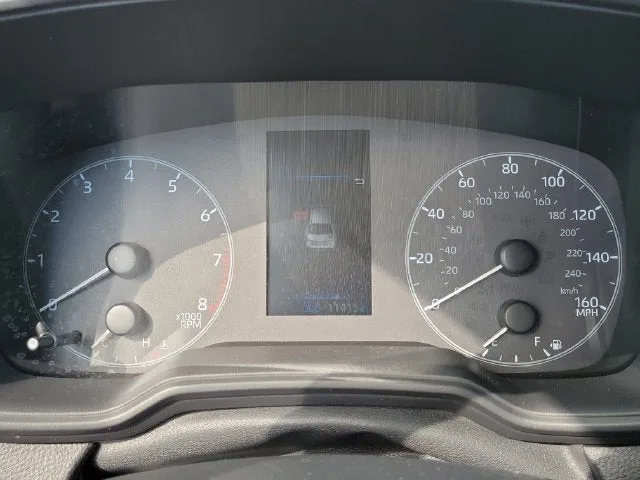 2025 Toyota Corolla LE photo 12