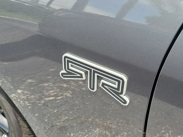 2024 Ford Mustang EcoBoost photo 7