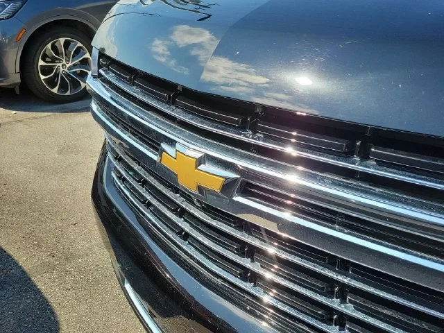 2021 Chevrolet Tahoe LT photo 3
