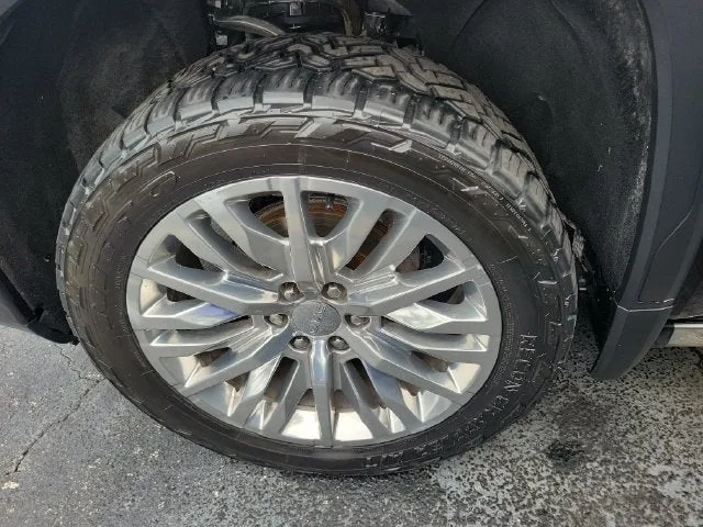 2019 GMC Sierra 1500 Denali photo 9