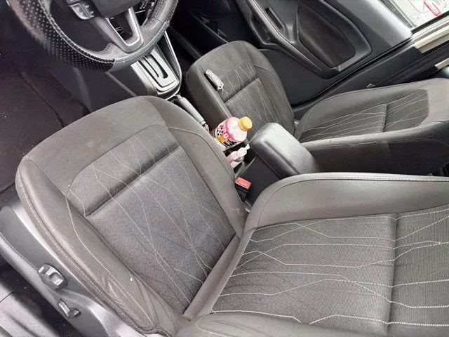 2019 Ford EcoSport SE photo 13