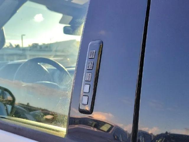 2019 Ford F-150 Lariat photo 7