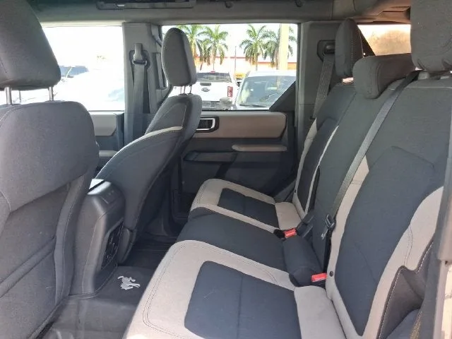 2022 Ford Bronco Big Bend photo 6