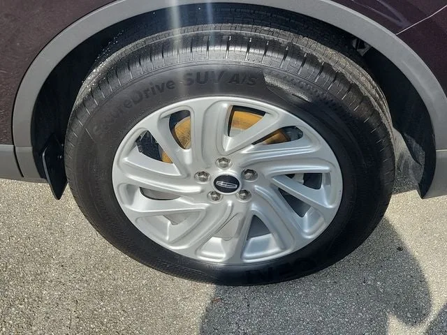 2023 Lincoln Corsair Standard photo 6