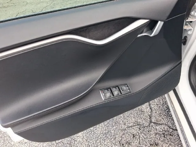 2019 Tesla Model S 75D photo 14