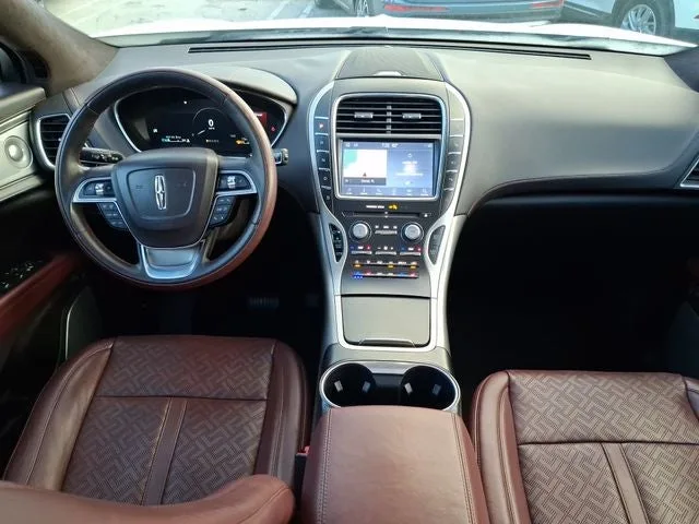 2019 Lincoln Nautilus Black Label photo 7