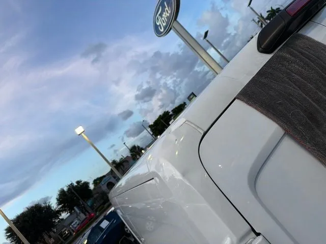 2023 Ford Transit-250 Base photo 8
