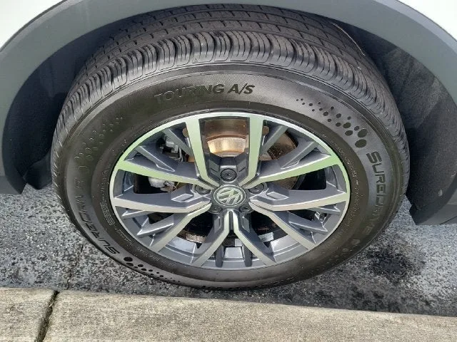 2020 Volkswagen Tiguan 2.0T SE photo 7