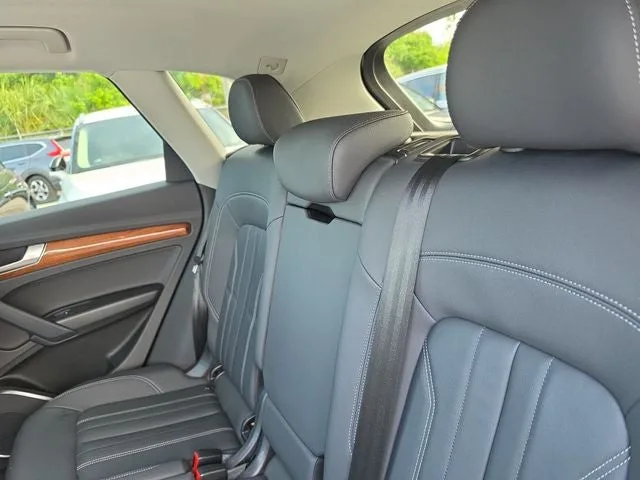 2022 Audi Q5 45 S line Premium quattro photo 14