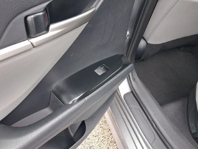 2026 Toyota Camry SE photo 10