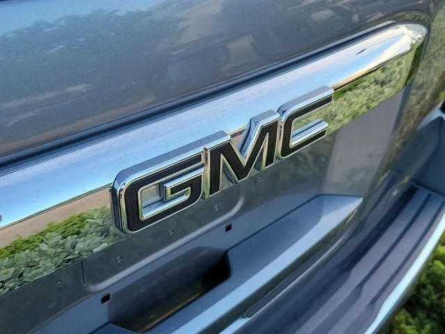 2019 GMC Yukon XL Denali photo 4