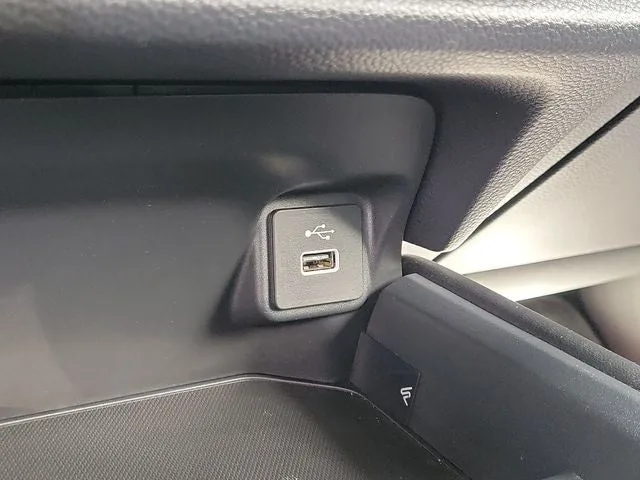 2025 Honda HR-V LX photo 24