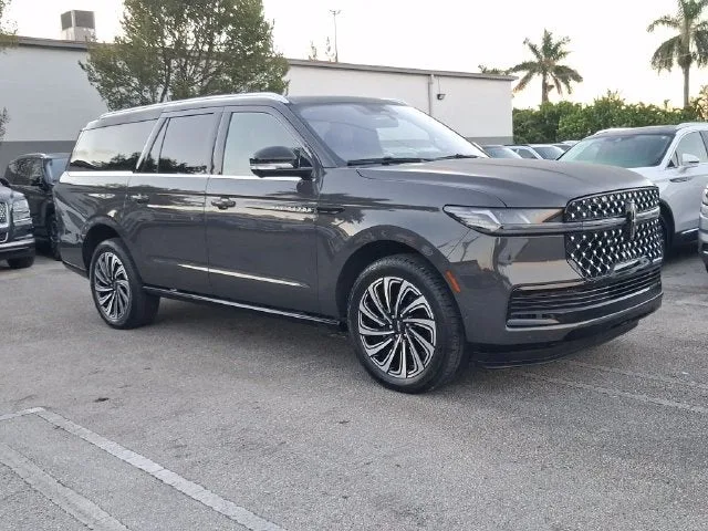 2025 Lincoln Navigator L Black Label photo 20