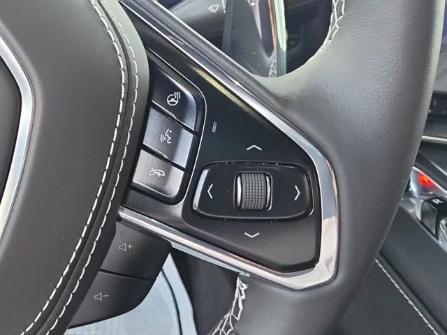 2025 Chevrolet Corvette Stingray 2LT photo 15