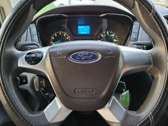 2015 Ford Transit-250 Base photo 27