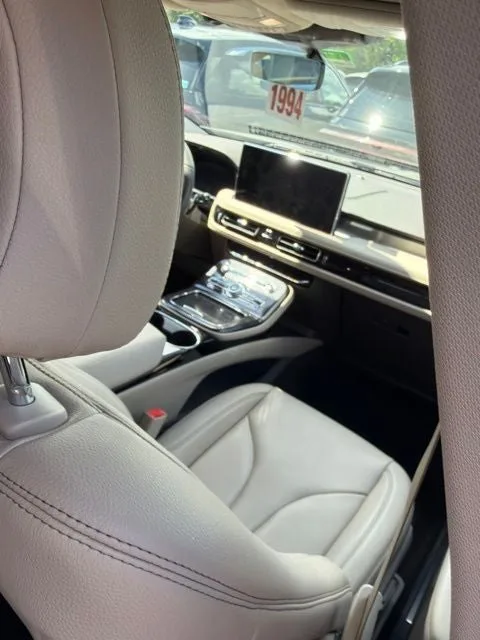 2023 Lincoln Nautilus Standard photo 3