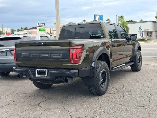 2024 Ford F-150 Raptor photo 4