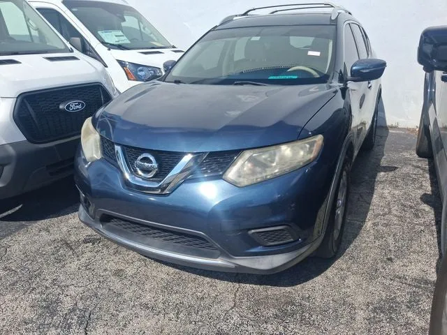 2015 Nissan Rogue SV photo 3