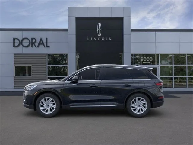 2024 Lincoln Corsair Premiere photo 3