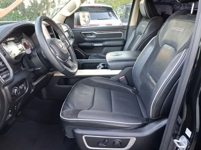 2019 RAM 1500 Laramie photo 12