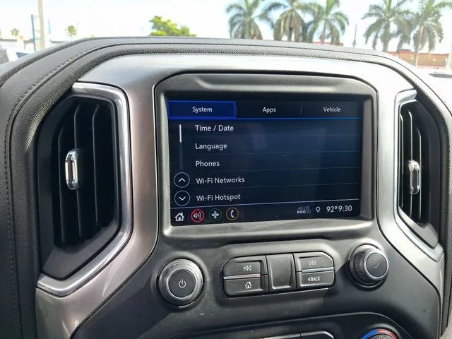 2021 Chevrolet Silverado 1500 LT photo 19