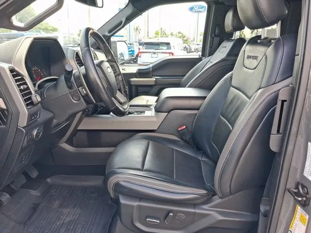 2018 Ford F-150 Raptor photo 11