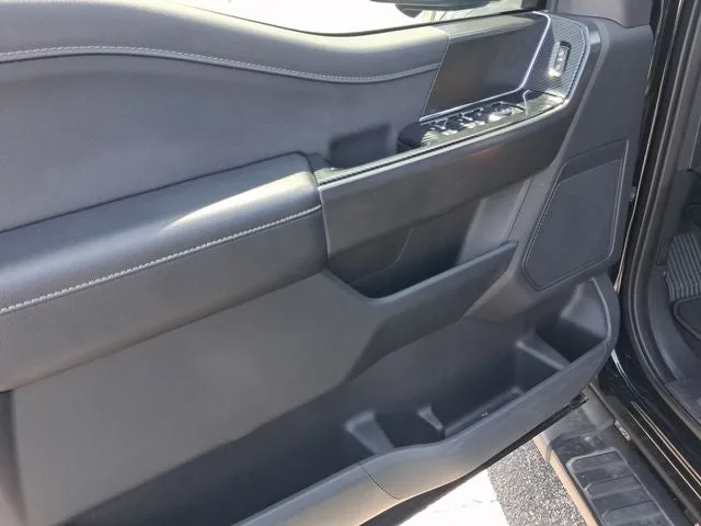 2024 Ford F-150 XLT photo 13