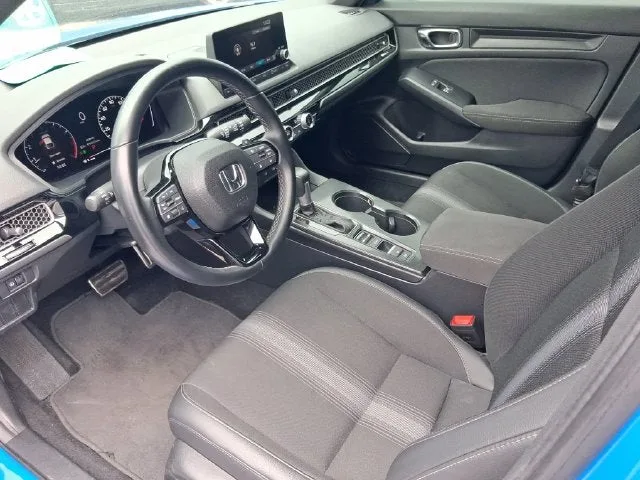 2025 Honda Civic Sport photo 11