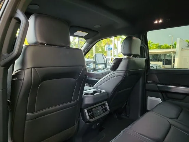 2026 Ford F-450SD Platinum DRW photo 15