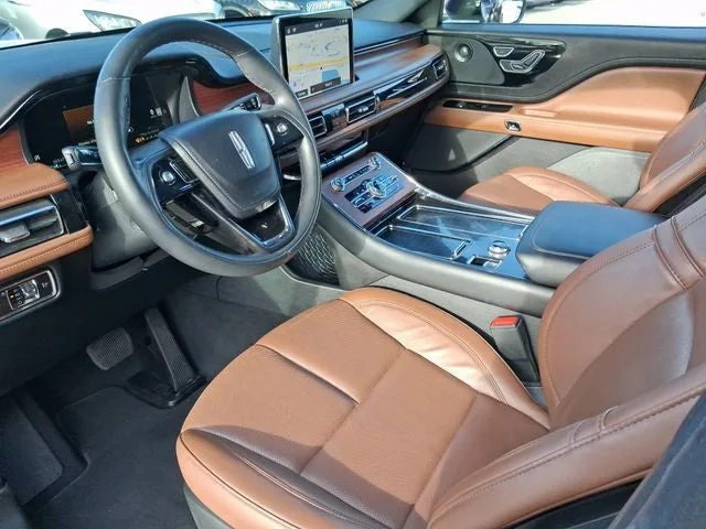 2023 Lincoln Aviator Reserve Premium photo 11