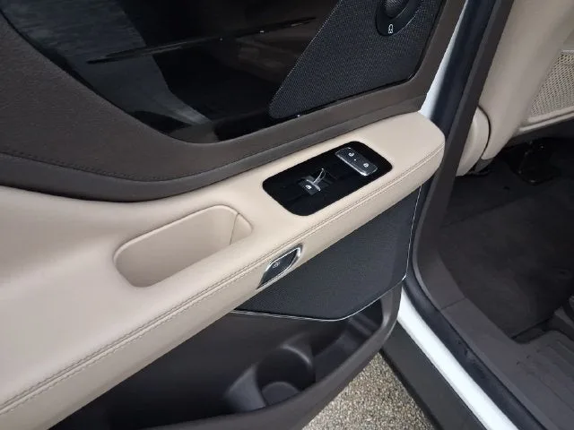2023 Lincoln Aviator Reserve Premium photo 10