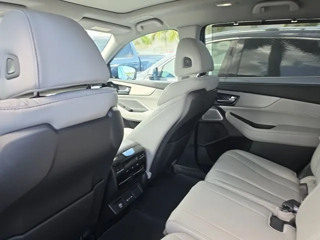 2025 Acura MDX Technology Package photo 8