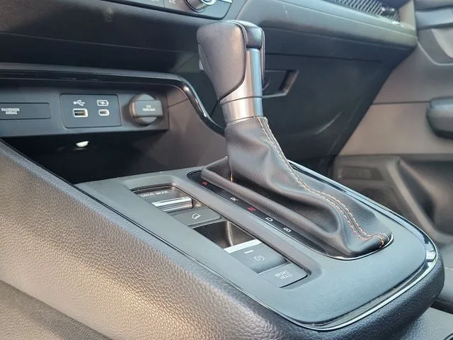 2024 Honda CR-V Hybrid Sport-L photo 26