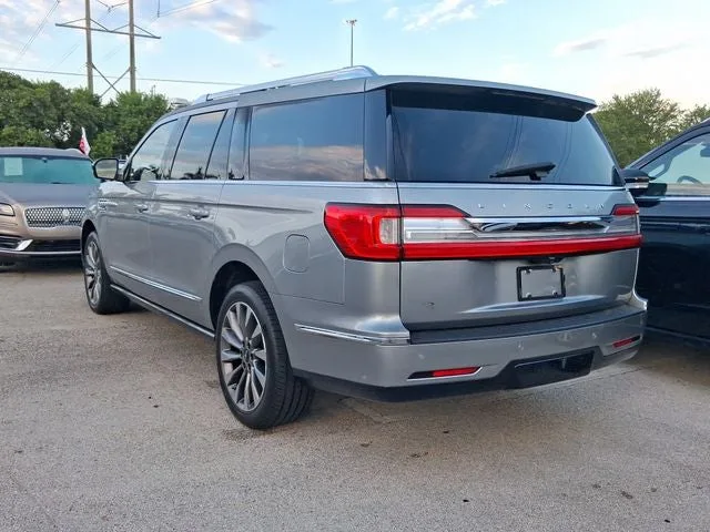 2020 Lincoln Navigator L Reserve photo 3