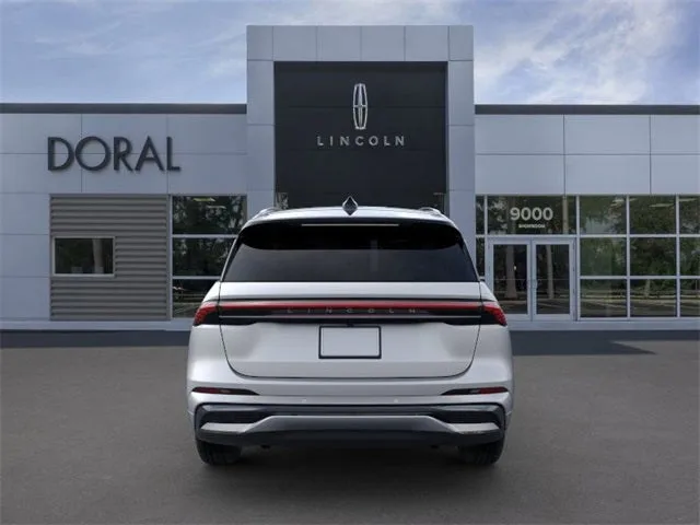 2024 Lincoln Nautilus Black Label photo 5