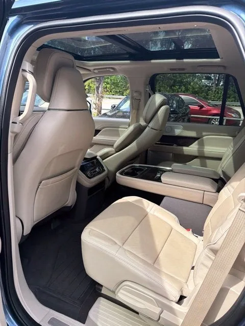 2018 Lincoln Navigator Reserve photo 5