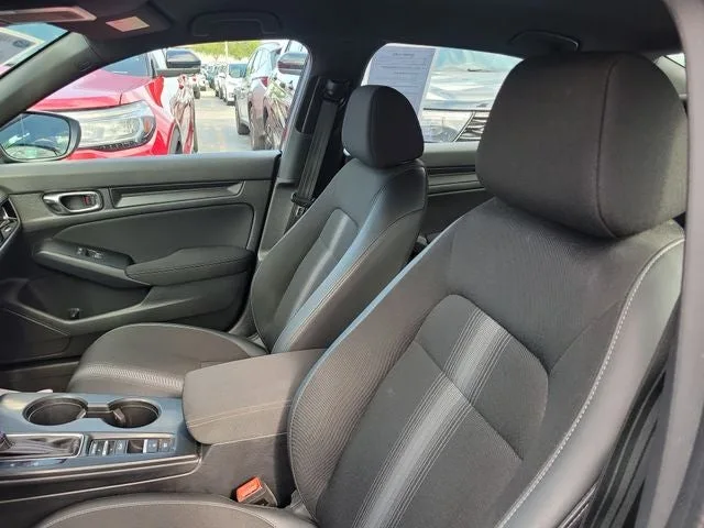 2024 Honda Civic Sport photo 10