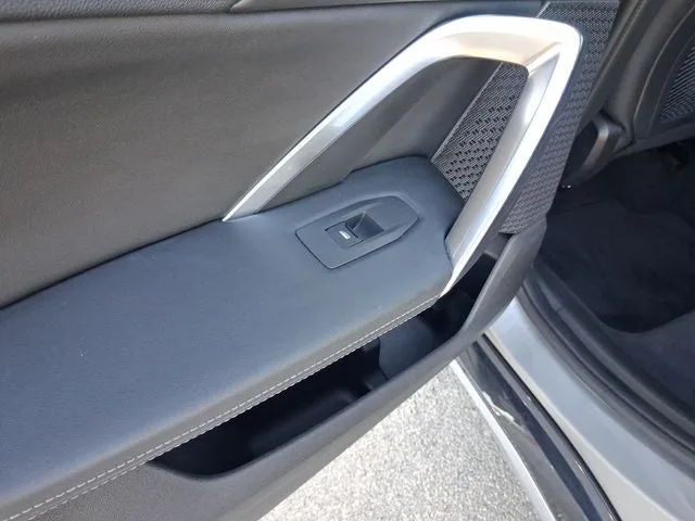 2024 BMW X1 xDrive28i photo 10