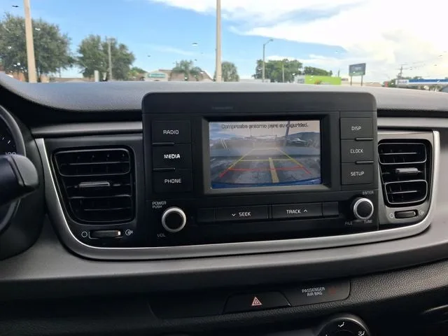 2018 Kia Rio S photo 21