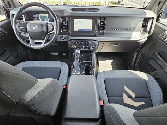 2022 Ford Bronco Big Bend photo 8