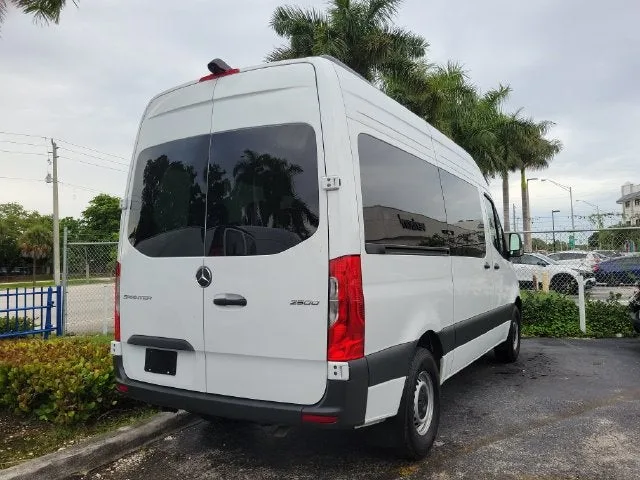2025 Mercedes-Benz Sprinter 2500 Passenger 144 WB photo 3