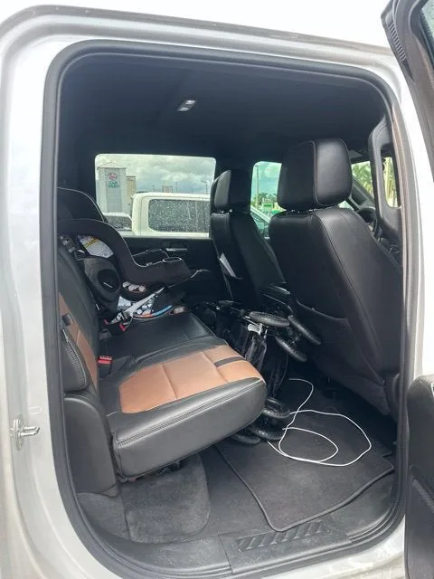 2022 Chevrolet Silverado 3500HD High Country photo 9