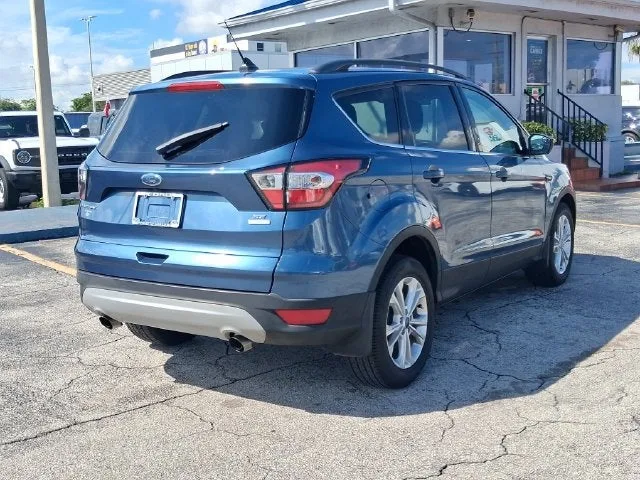 2018 Ford Escape SE photo 4