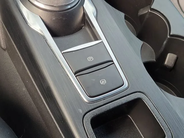 2024 Ford Escape ST-Line photo 27