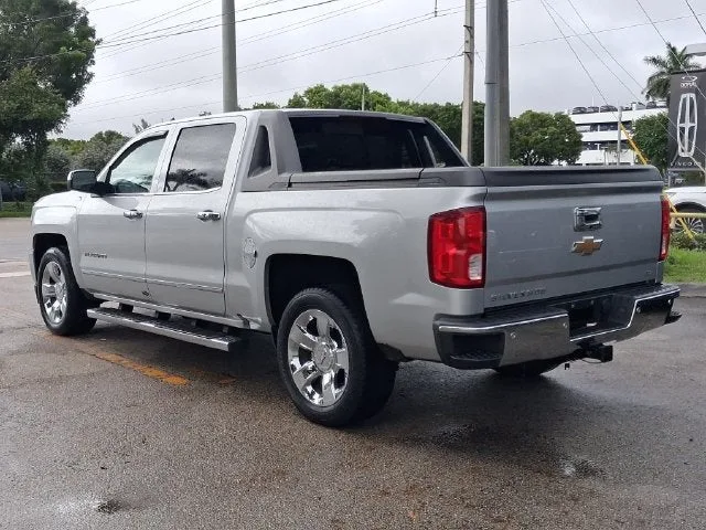 2017 Chevrolet Silverado 1500 LTZ 1LZ photo 3
