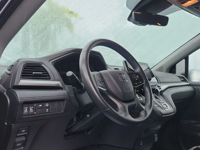 2023 Honda Odyssey EX-L photo 6