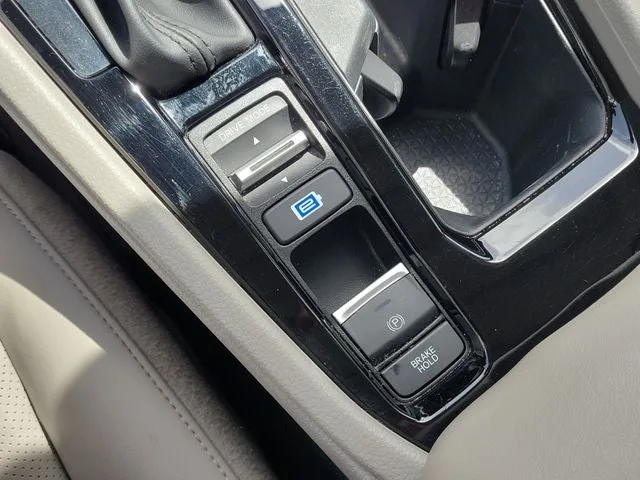 2023 Honda Accord Hybrid EX-L photo 25