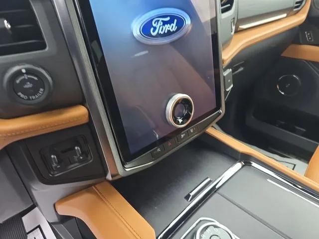 2024 Ford Expedition Platinum photo 26