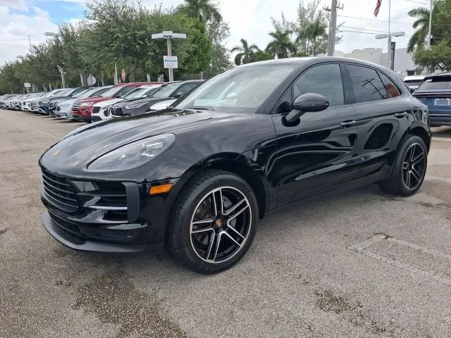 2019 Porsche Macan S photo 2
