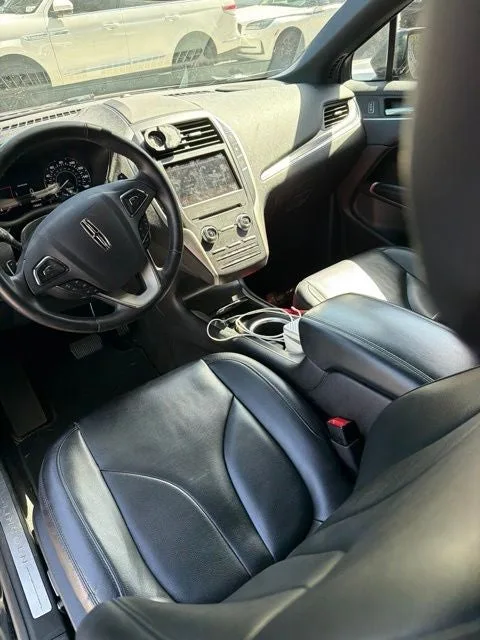 2019 Lincoln MKC Standard photo 4